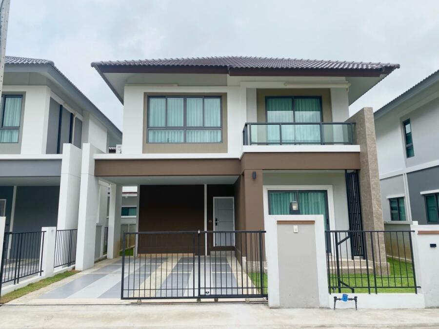 Kanchanakanok 12